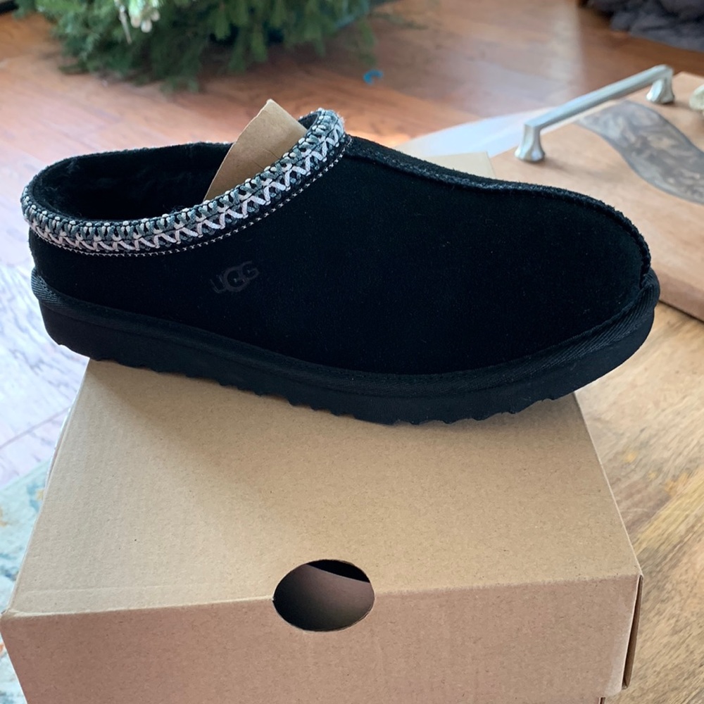 Ugg Tasman II slippers